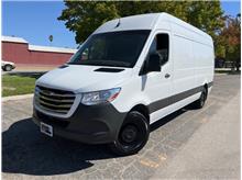 2020 Freightliner Sprinter 2500 Crew LOW MILE LONG TALL