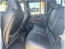 2025 Jeep Gladiator BASICALLY NEW 559-562-3325 Thumbnail 10