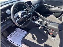 2025 Hyundai Elantra SEL Convenience Sedan 4D Thumbnail 8