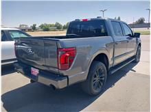 2025 Ford F150 SuperCrew Cab Lariat Pickup 4D 5 1/2 ft Thumbnail 5