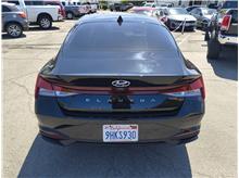 2023 Hyundai Elantra SE Sedan 4D Thumbnail 11