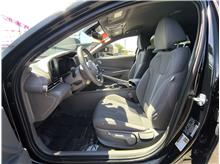 2023 Hyundai Elantra SE Sedan 4D Thumbnail 9