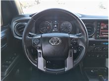 2022 Toyota Tacoma Double Cab TRD Off-Road Pickup 4D 5 ft Thumbnail 7