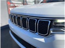 2022 Jeep Wagoneer Series III Sport Utility 4D Thumbnail 11
