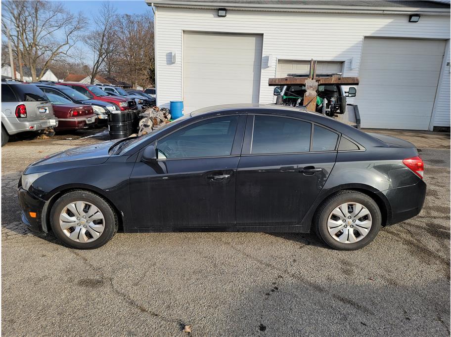 2014 Chevrolet Cruze LS Sedan 4D