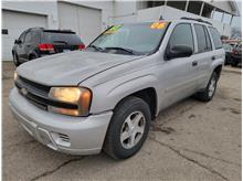 2006 Chevrolet Trailblazer LS Sport Utility 4D Thumbnail 2