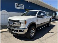 2017 Ford F350 Super Duty Crew Cab Lariat Pickup 4D 8 ft Thumbnail 2