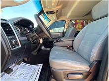 2017 Ram 2500 Crew Cab SLT Pickup 4D 6 1/3 ft Thumbnail 11