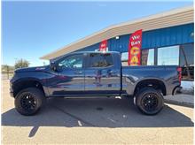 2022 Chevrolet Silverado 1500 Crew Cab RST Pickup 4D 5 3/4 ft Thumbnail 4