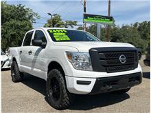 2022 Nissan Titan Crew Cab S Pickup 4D 5 1/2 ft