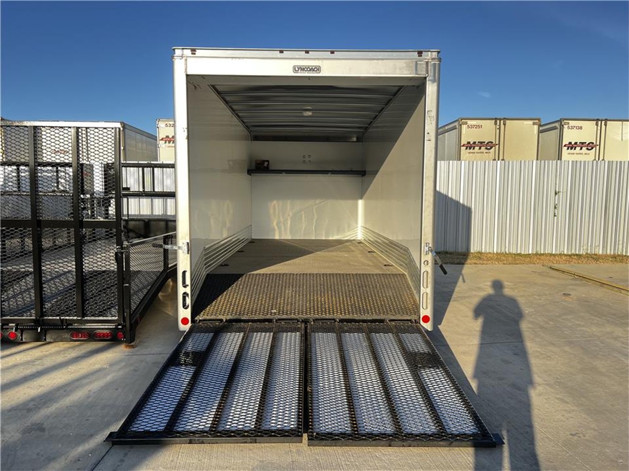 Lyncoach Truck Bodies