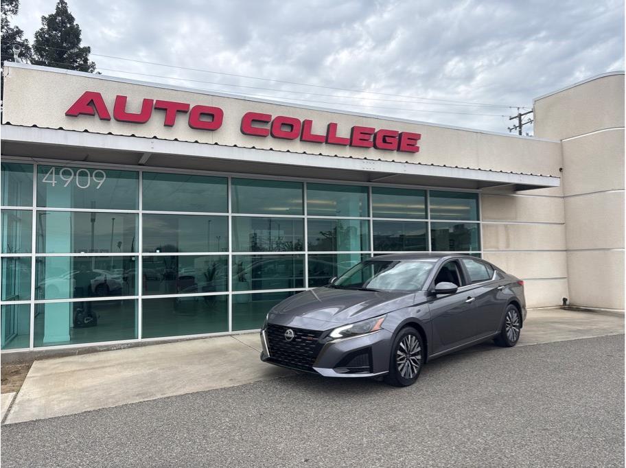 2023 Nissan Altima from Auto College
