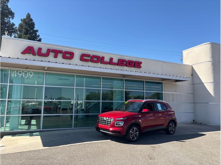 2023 Hyundai Venue from Auto College