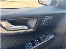 Vehicle Thumb #9