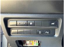 Vehicle Thumb #14