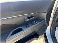 Vehicle Thumb #9