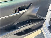 Vehicle Thumb #8