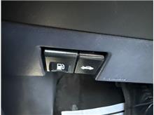 Vehicle Thumb #15
