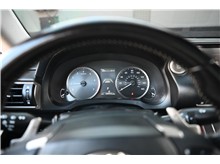 Vehicle Thumb #24