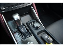 Vehicle Thumb #28
