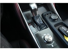 Vehicle Thumb #29