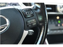 Vehicle Thumb #31