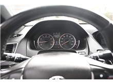 Vehicle Thumb #21