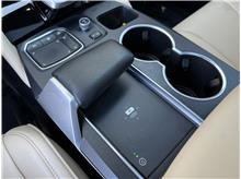 Vehicle Thumb #18