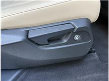 Vehicle Thumb #31