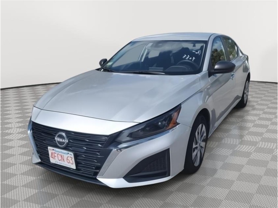 2024 Nissan Altima from Payless Car Sales