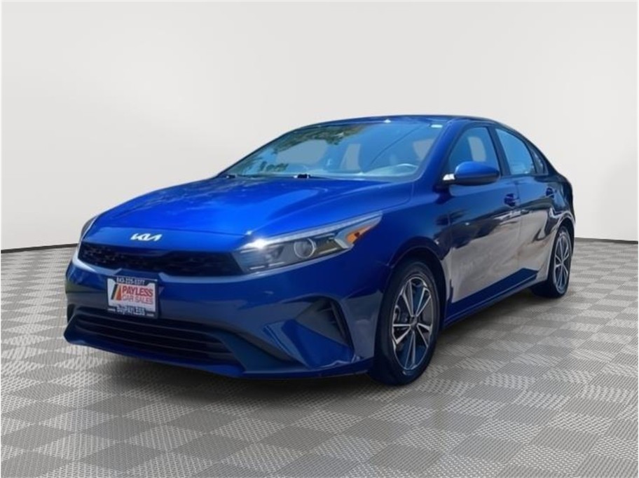 2023 Kia Forte LXS's photo