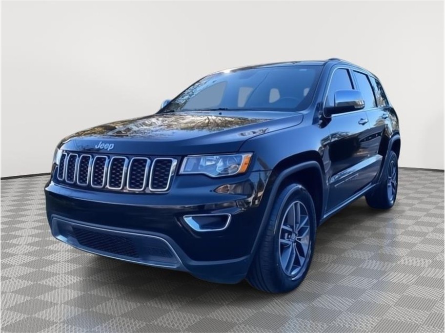 2017 Jeep Grand Cherokee Limited's photo