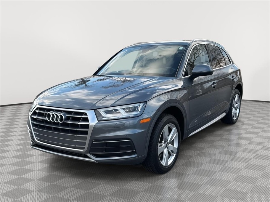 2018 Audi Q5 Premium Plus's photo