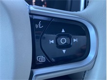 Vehicle Thumb #24
