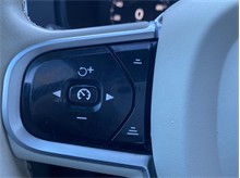 Vehicle Thumb #26