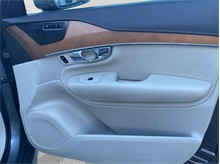 Vehicle Thumb #46