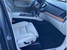 Vehicle Thumb #48