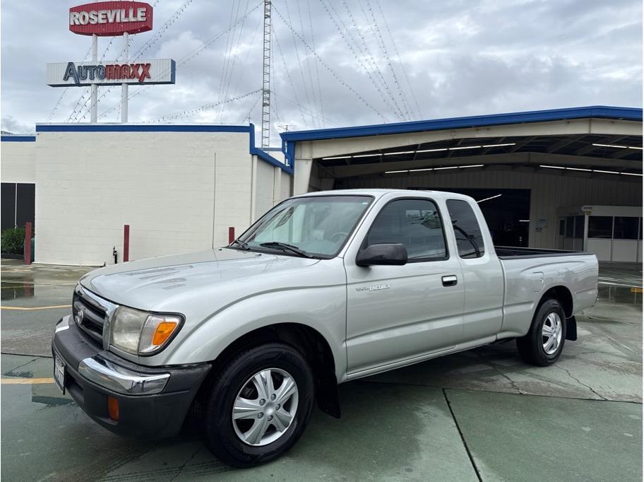 2000 Toyota Tacoma Base