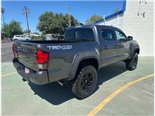 Vehicle Thumb #7