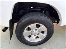 Vehicle Thumb #16