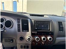Vehicle Thumb #25