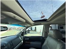 Vehicle Thumb #26