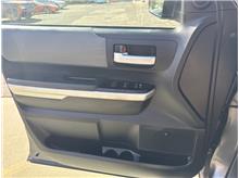 Vehicle Thumb #30