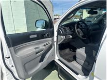 Vehicle Thumb #12