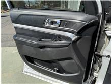 Vehicle Thumb #28