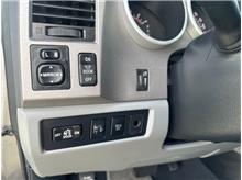 Vehicle Thumb #17