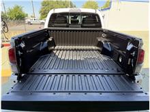 Vehicle Thumb #18