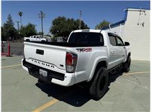 Vehicle Thumb #8