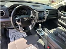 Vehicle Thumb #26