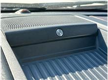 Vehicle Thumb #15